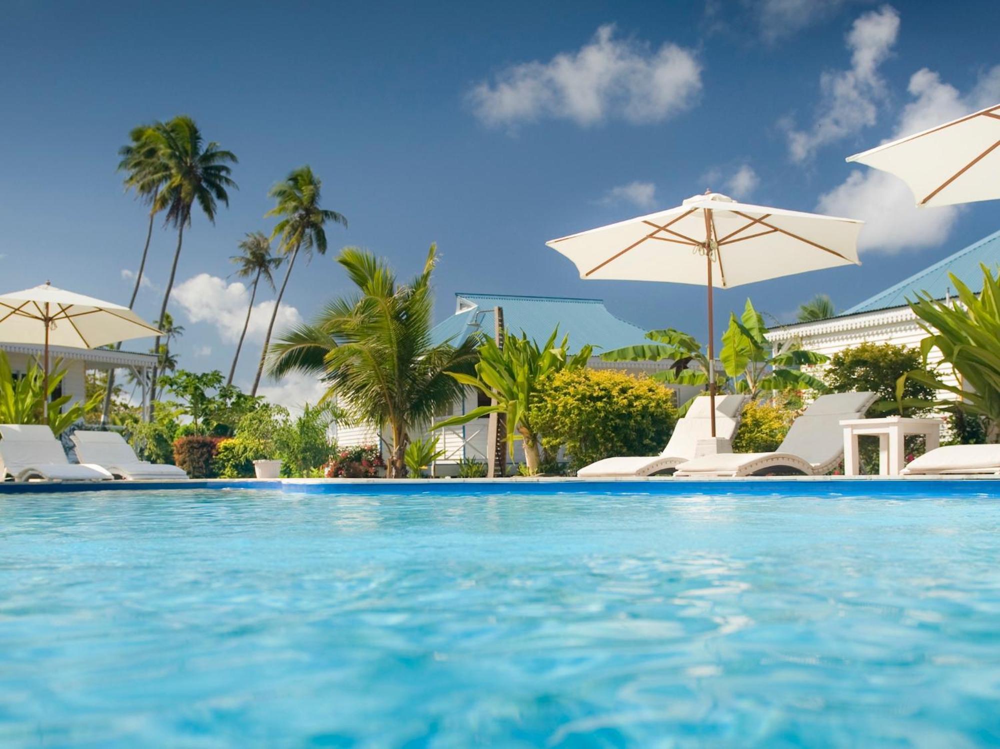 Opoa Beach Hotel Экстерьер фото